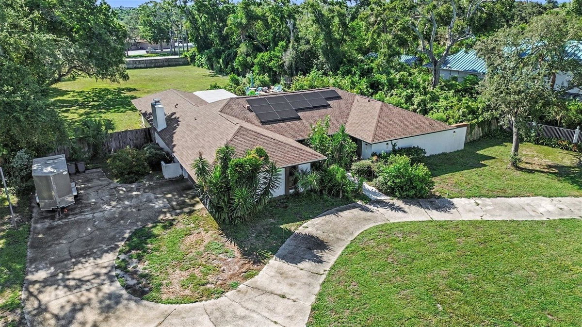2300 KENT DRIVE
