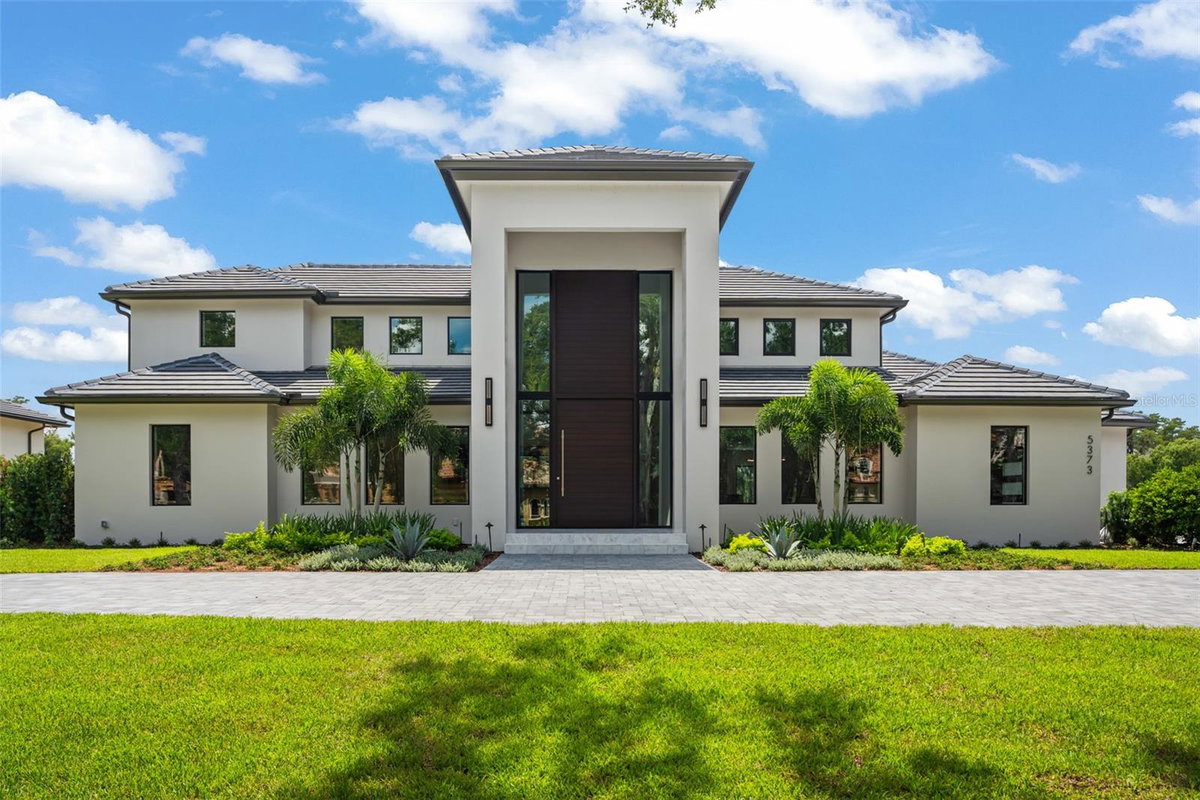 Exclusive Property Photo