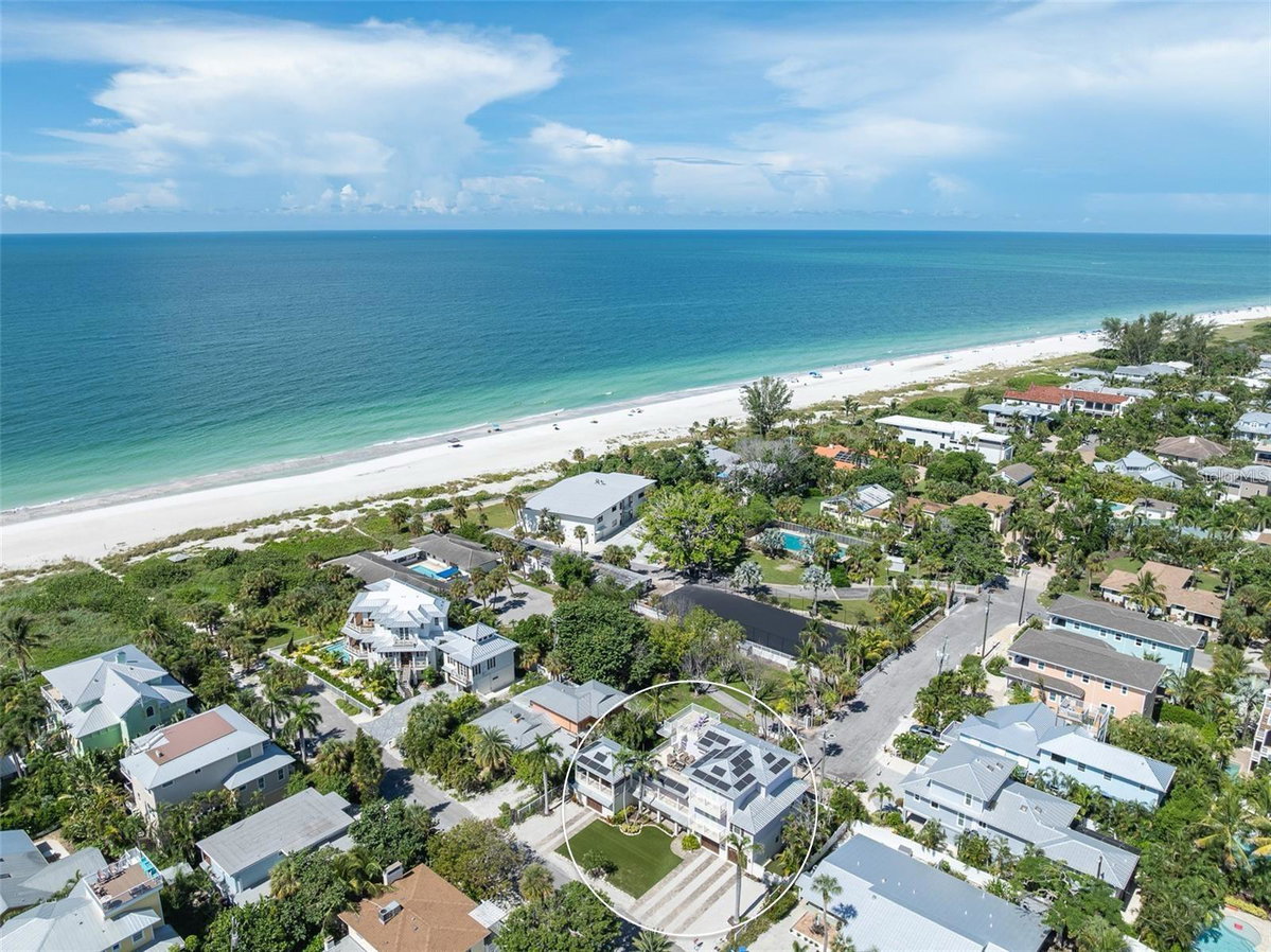 106 81ST STREET, HOLMES BEACH, FL 34217 Property