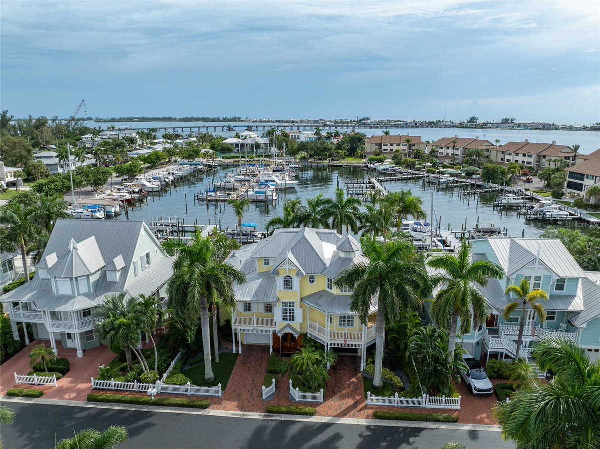 12914 YACHT CLUB PLACE, CORTEZ, FL 34215 Property