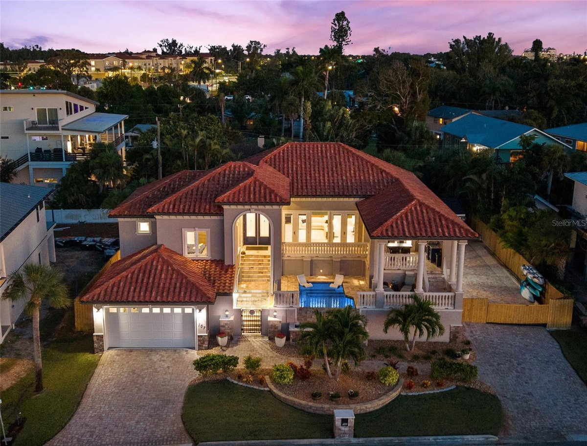 107 SUNSET DRIVE