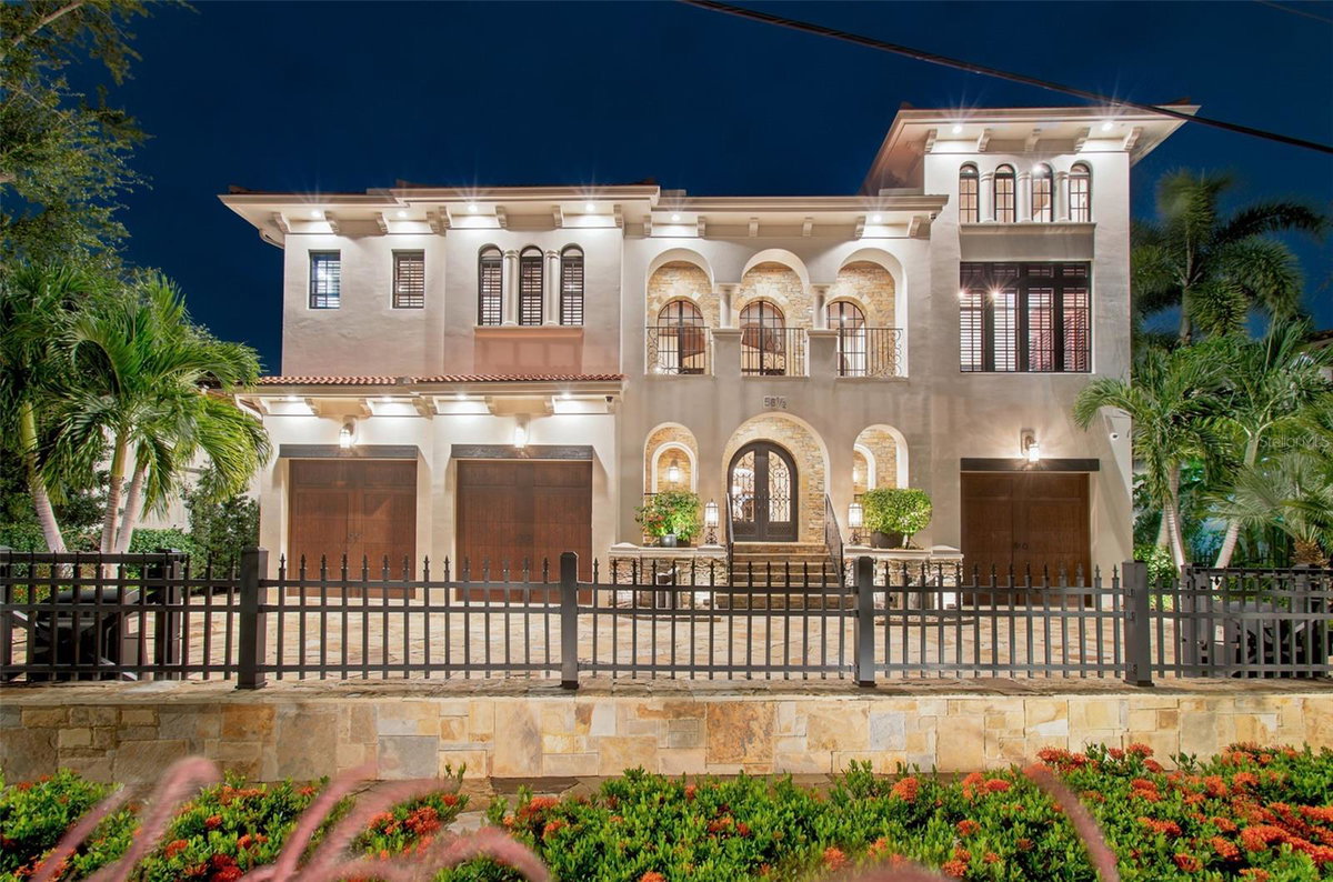 Community Featured Property