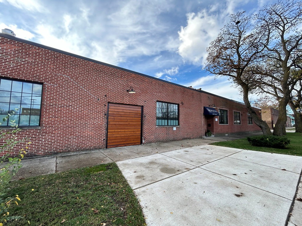 548 N Sacramento Boulevard, Chicago, IL 60612