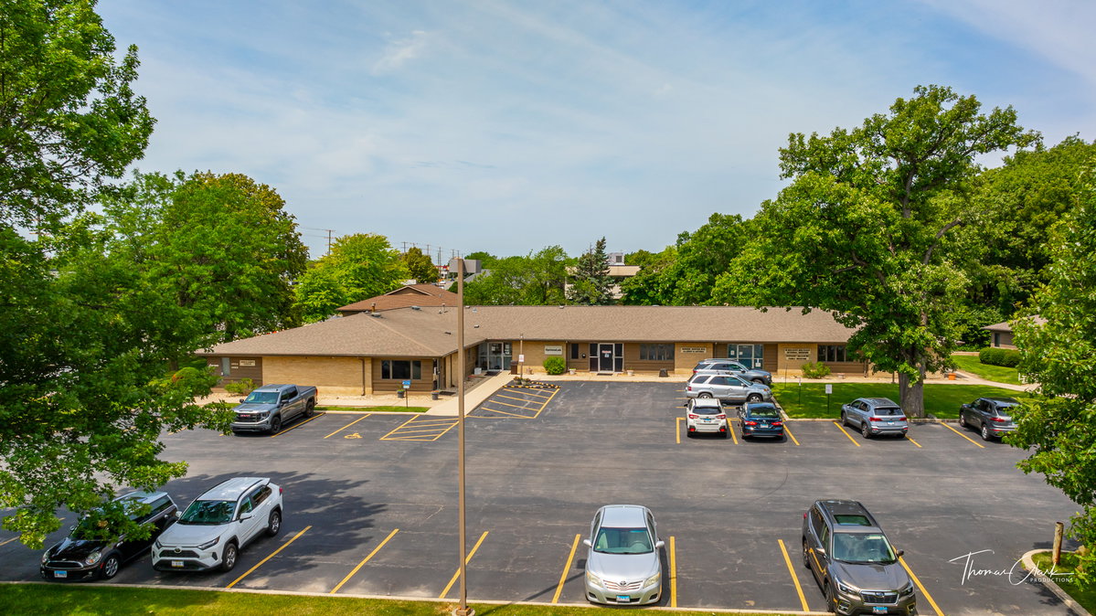 402 W Boughton Road, Bolingbrook, IL 60440