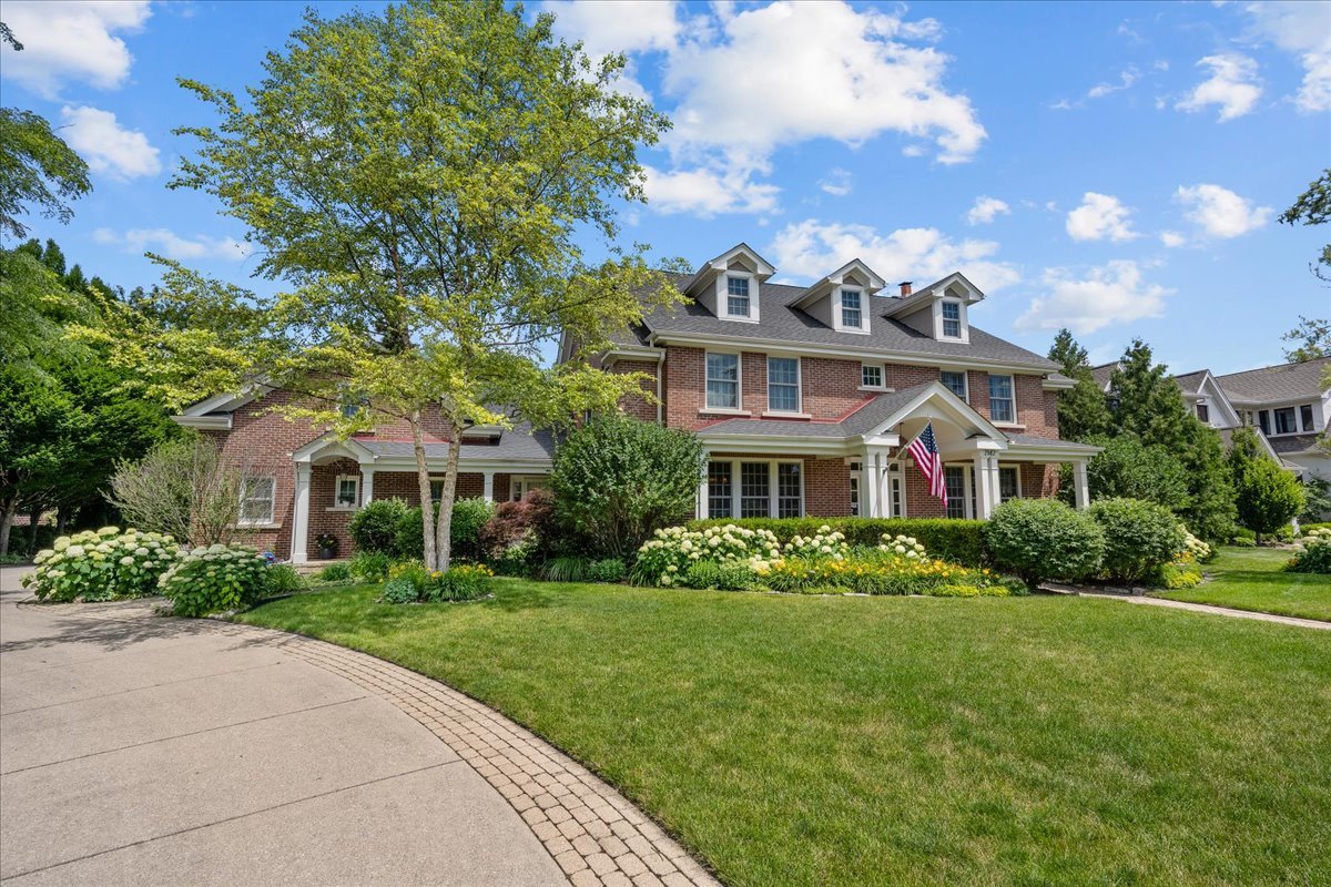 2142 Harrison Street, Glenview, IL 60025