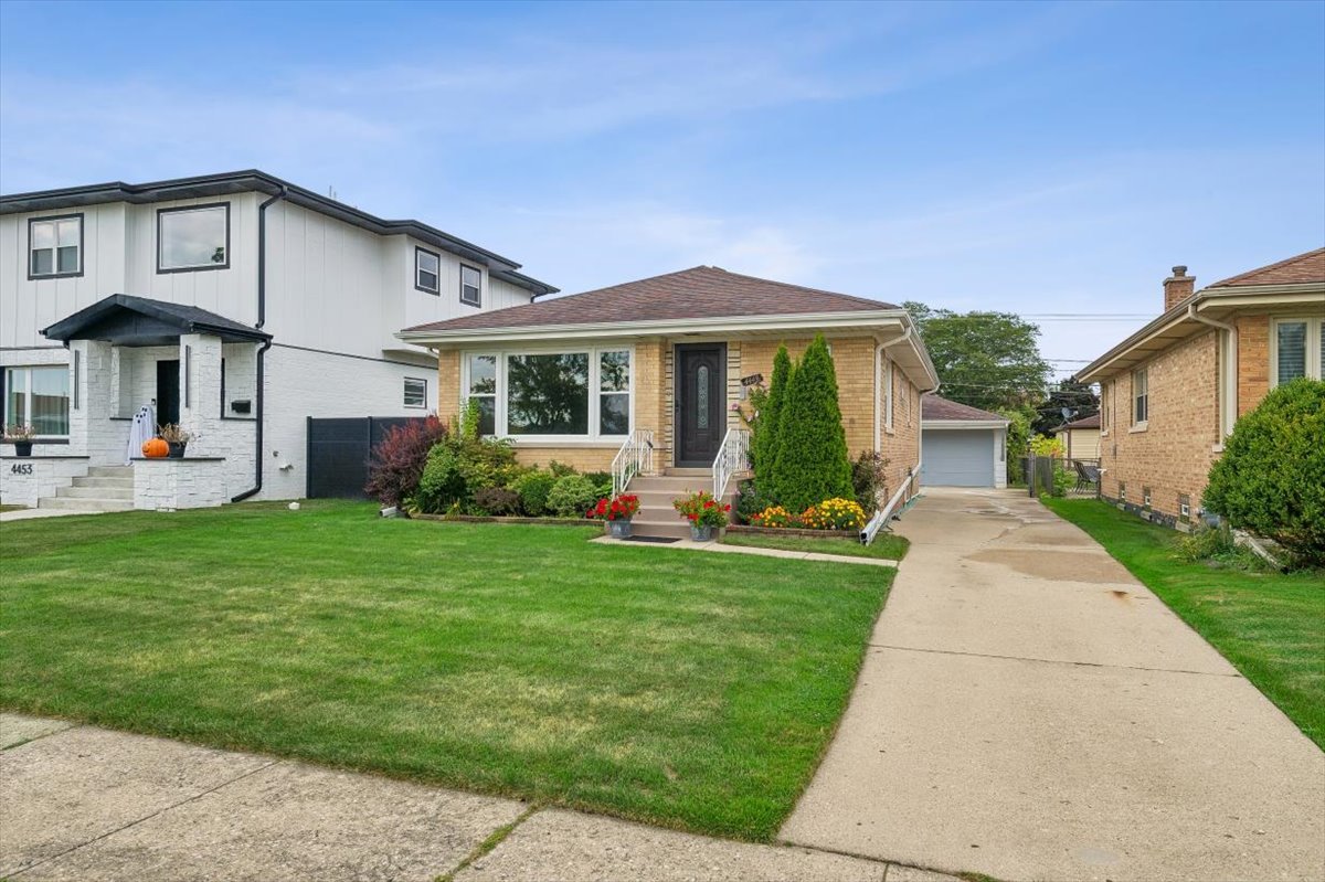 4449 N Ottawa Avenue, Norridge, IL 60706