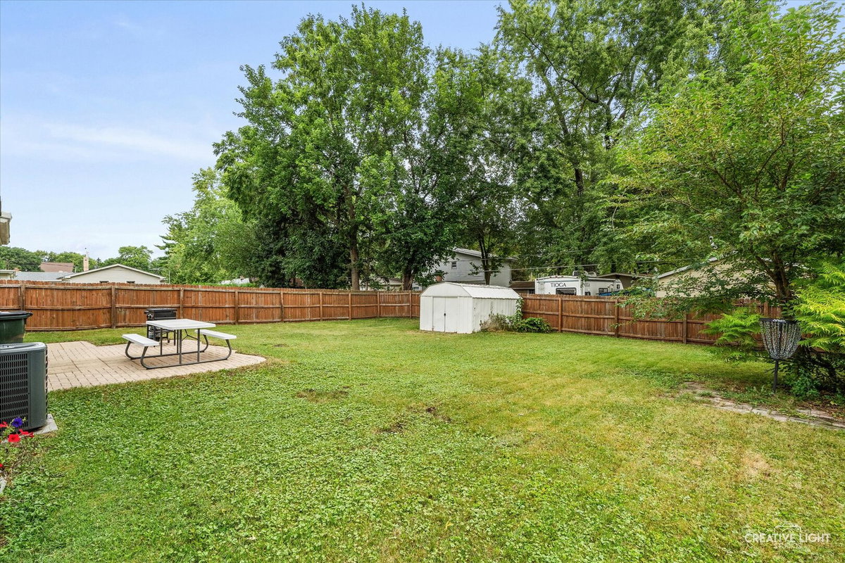 15 CEDAR DRIVE, NORTH AURORA, IL 60542  Photo 14