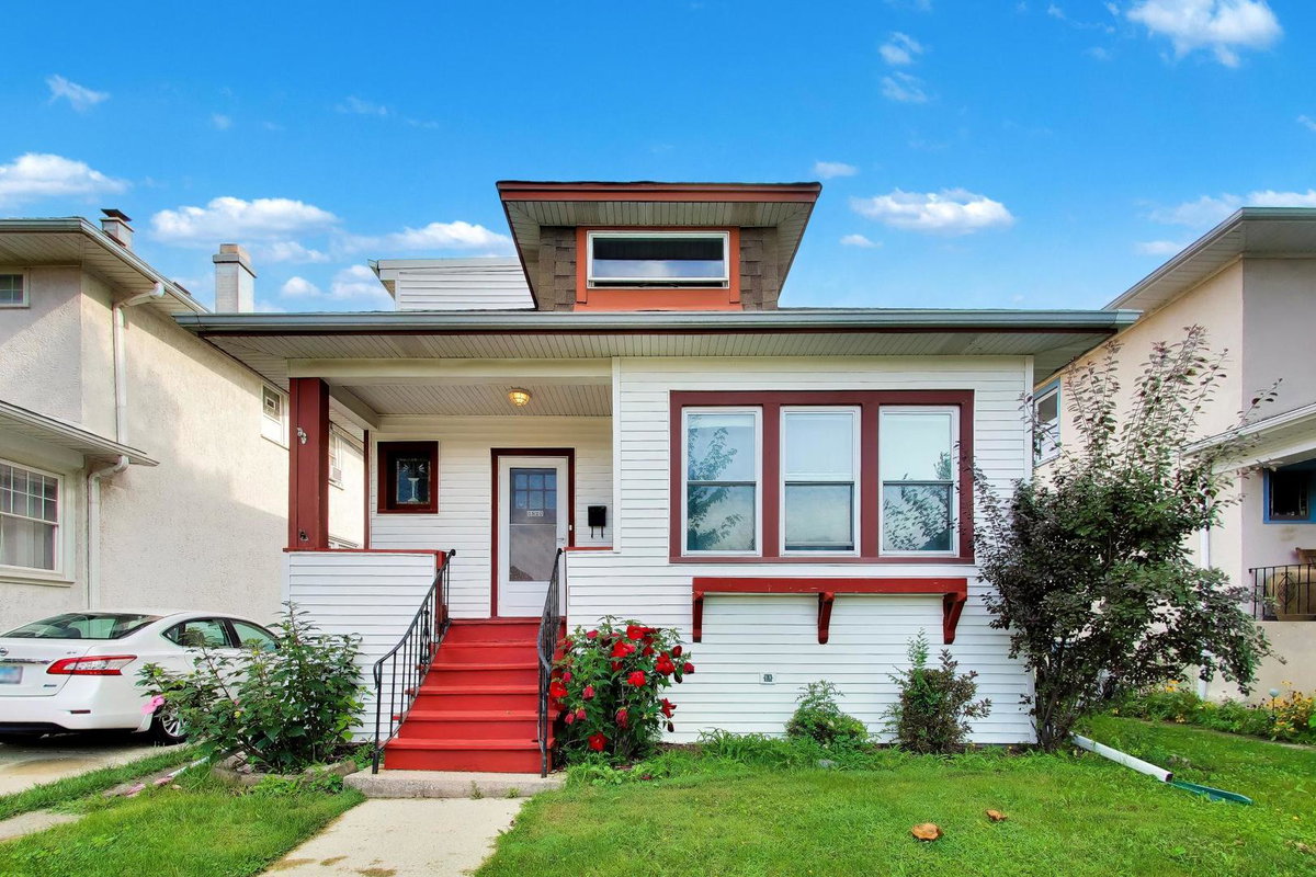 5920 W Berenice Avenue\n Chicago, IL 60634