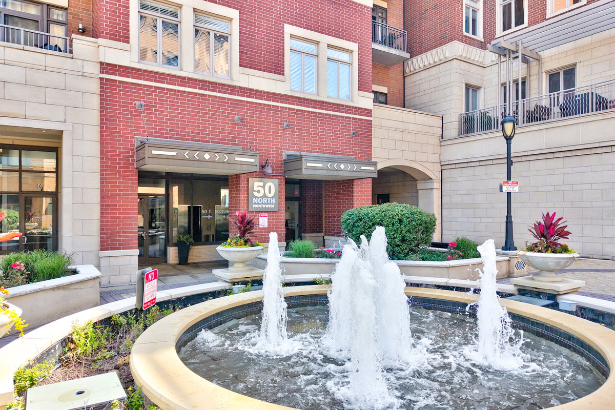 50 N Northwest Highway #204, Park Ridge, IL 60068