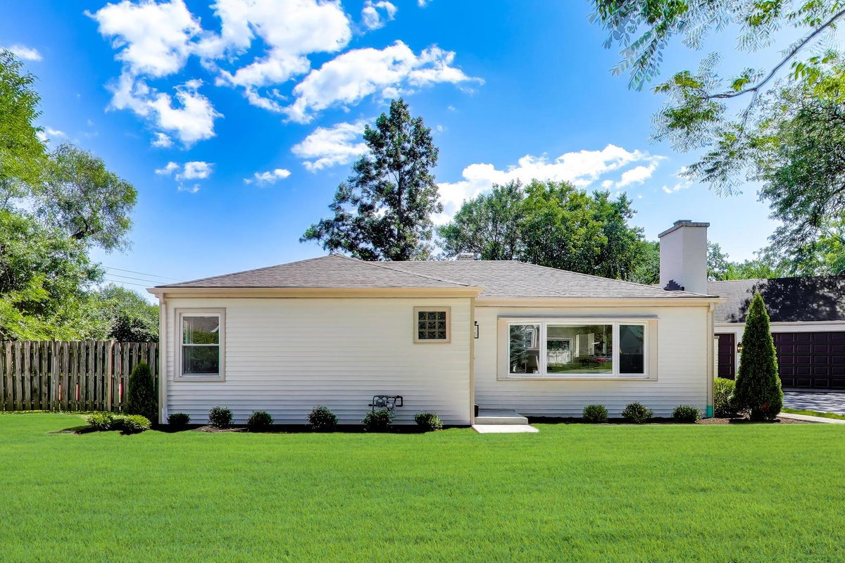 1731 George Court\n Glenview, IL 60025