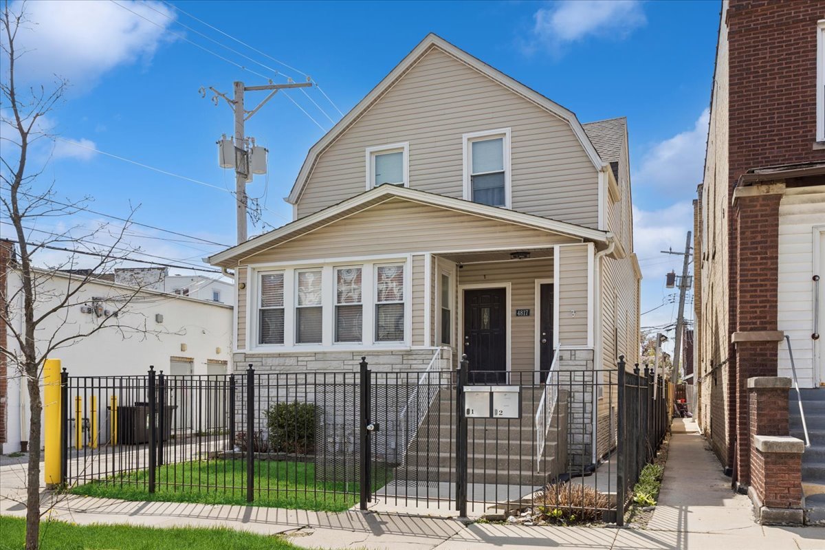 4817 W Dakin Street\n Chicago, IL 60641