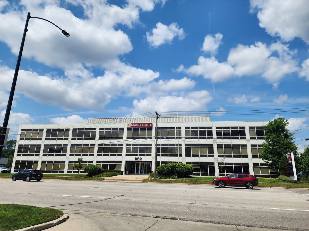 1030 W Higgins Road #340, Park Ridge, IL 60068