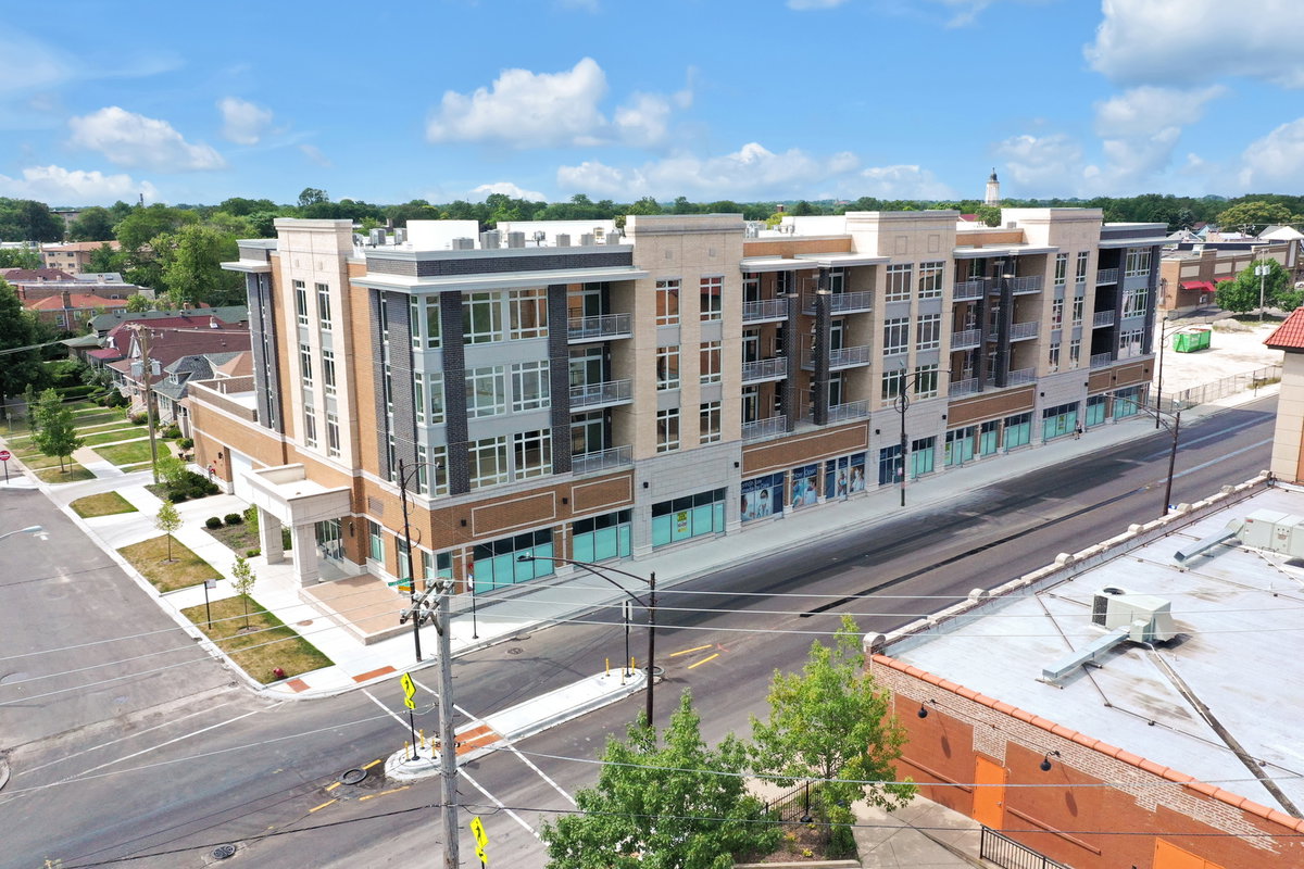 4758 N Laramie Avenue #413\n Chicago, IL 60630