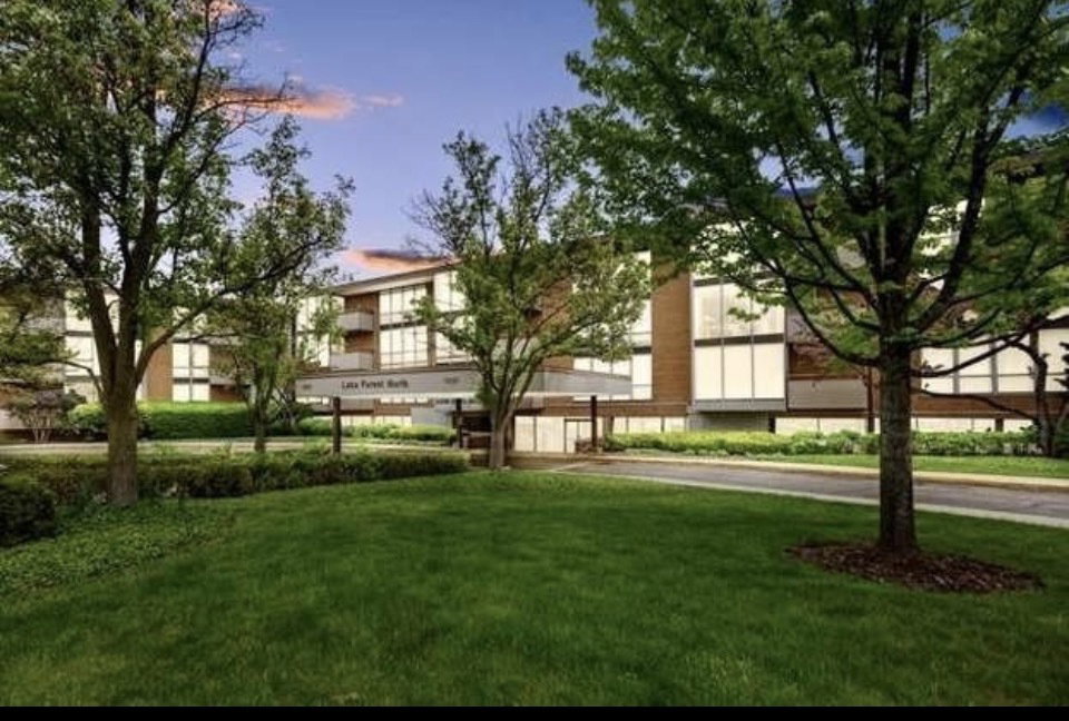 1301 N Western Avenue #237, Lake Forest, IL 60045