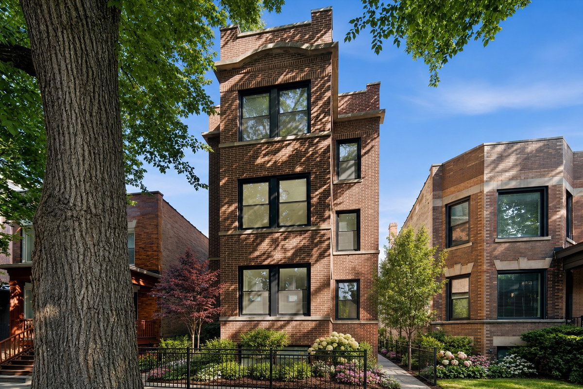 2442 W Wilson Avenue #GDN\n Chicago, IL 60625