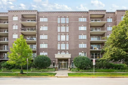 1327 Brown Street #508\n Des Plaines, IL 60016