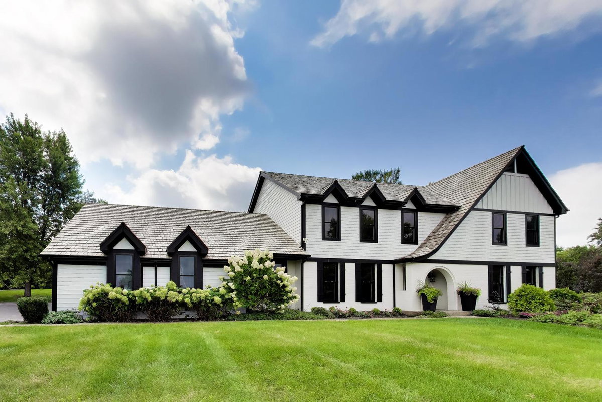 20531 N Meadow Lane, Deer Park, IL 60010