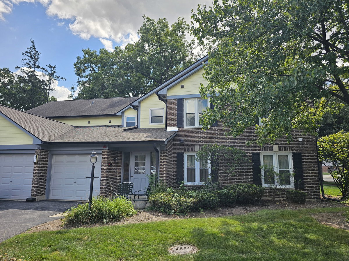 183 Grove Avenue #C\n Des Plaines, IL 60016