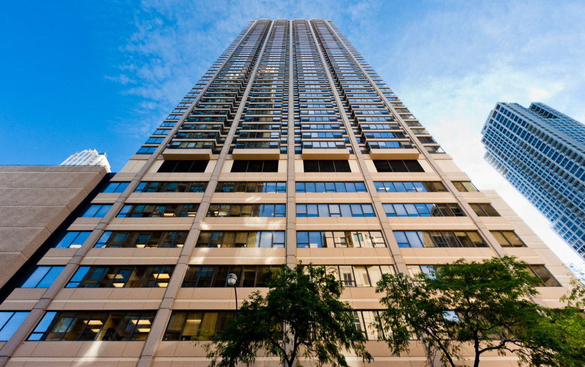 30 E Huron Street #3306\n Chicago, IL 60611