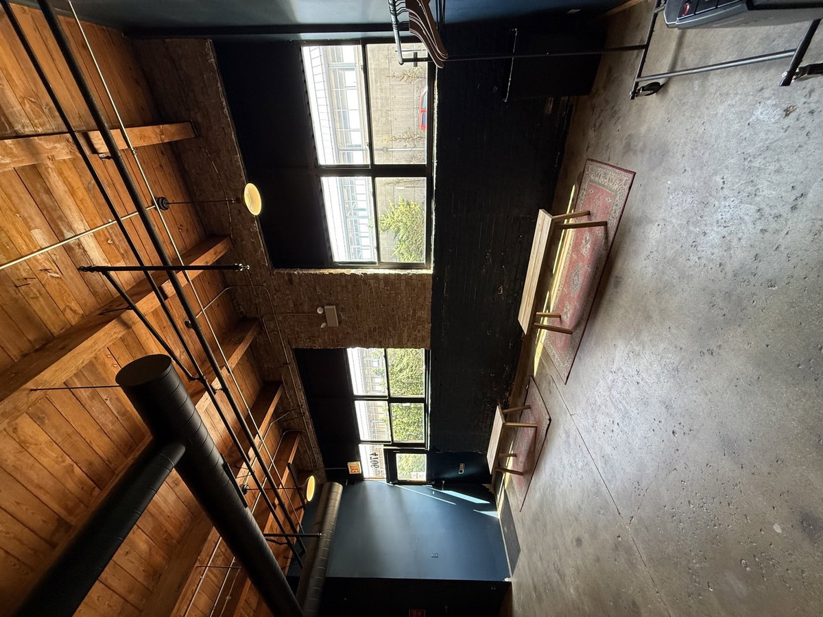 4706 N Ravenswood Avenue\n Chicago, IL 60640
