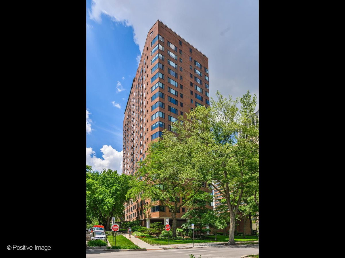 3100 N Lake Shore Drive #1408, Chicago, IL 60657