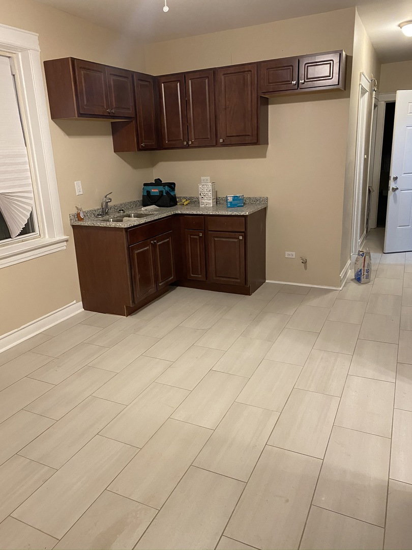 1509 S KEDVALE AVENUE, CHICAGO, IL 60623  Photo 2