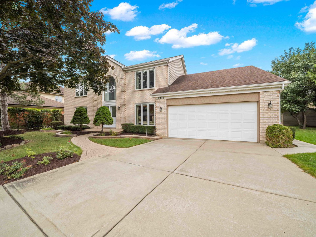 2334 Phillips Drive\n Glenview, IL 60026