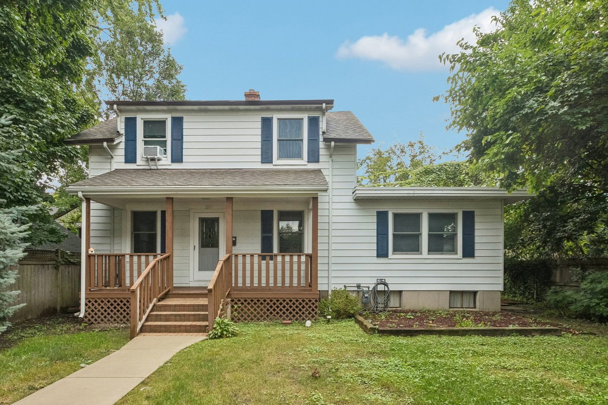 297 Scott Street, Lake Forest, IL 60045