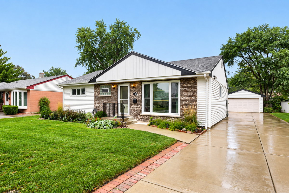 1301 S 2nd Avenue\n Des Plaines, IL 60018
