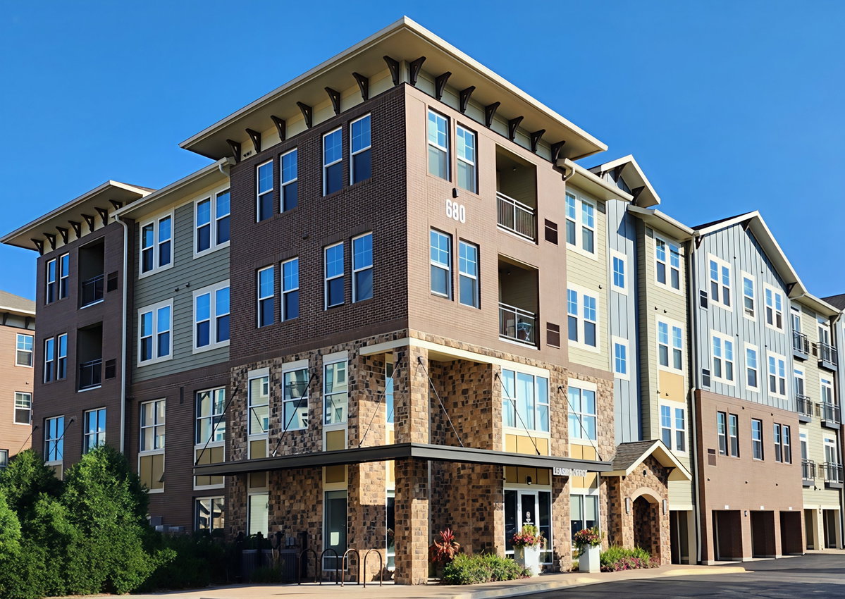 690 E Algonquin Road #2203, Schaumburg, IL 60173