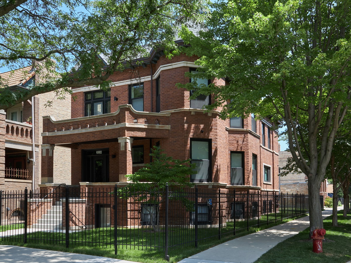 2039 N Humboldt Boulevard, Chicago, IL 60647