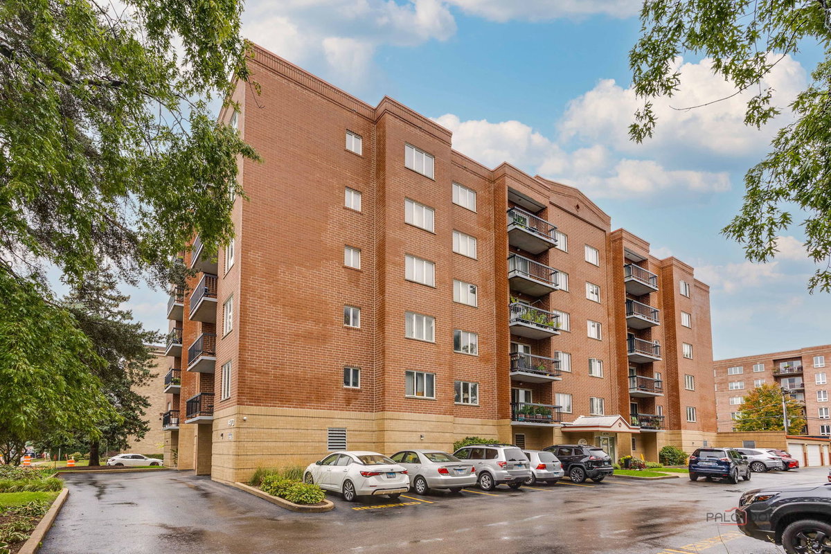 1470 Jefferson Street #204\n Des Plaines, IL 60016