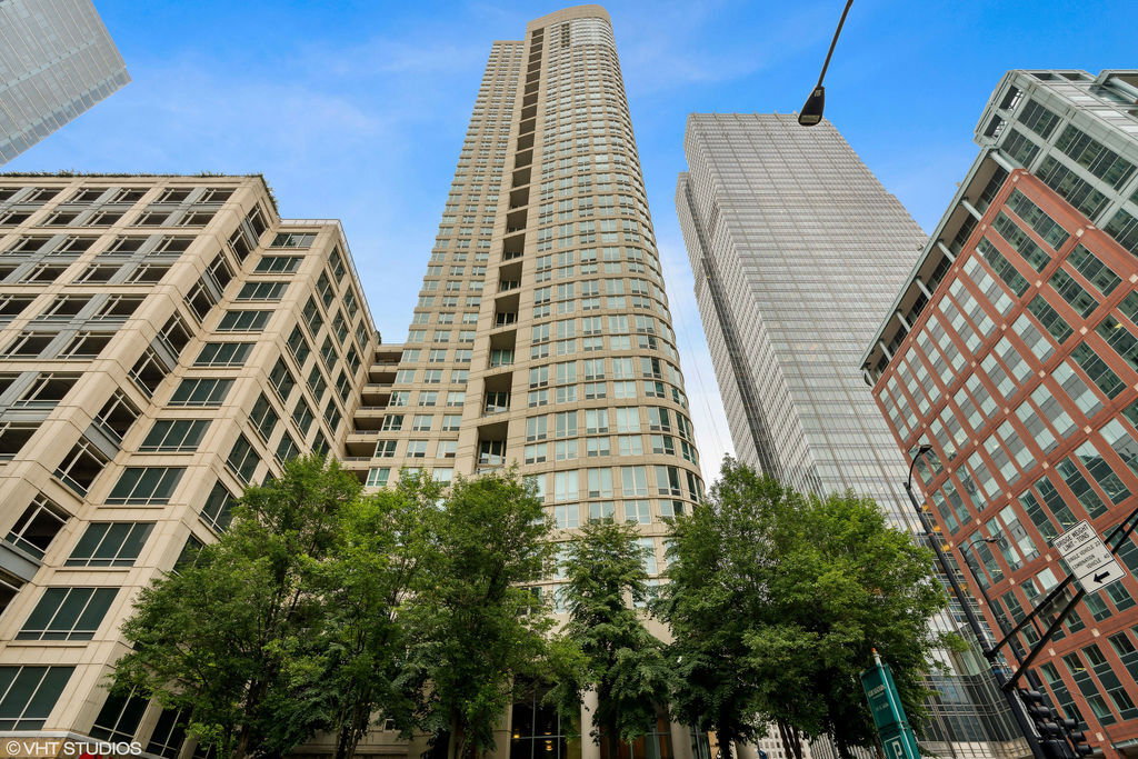 345 N LaSalle Drive #3302\n Chicago, IL 60654