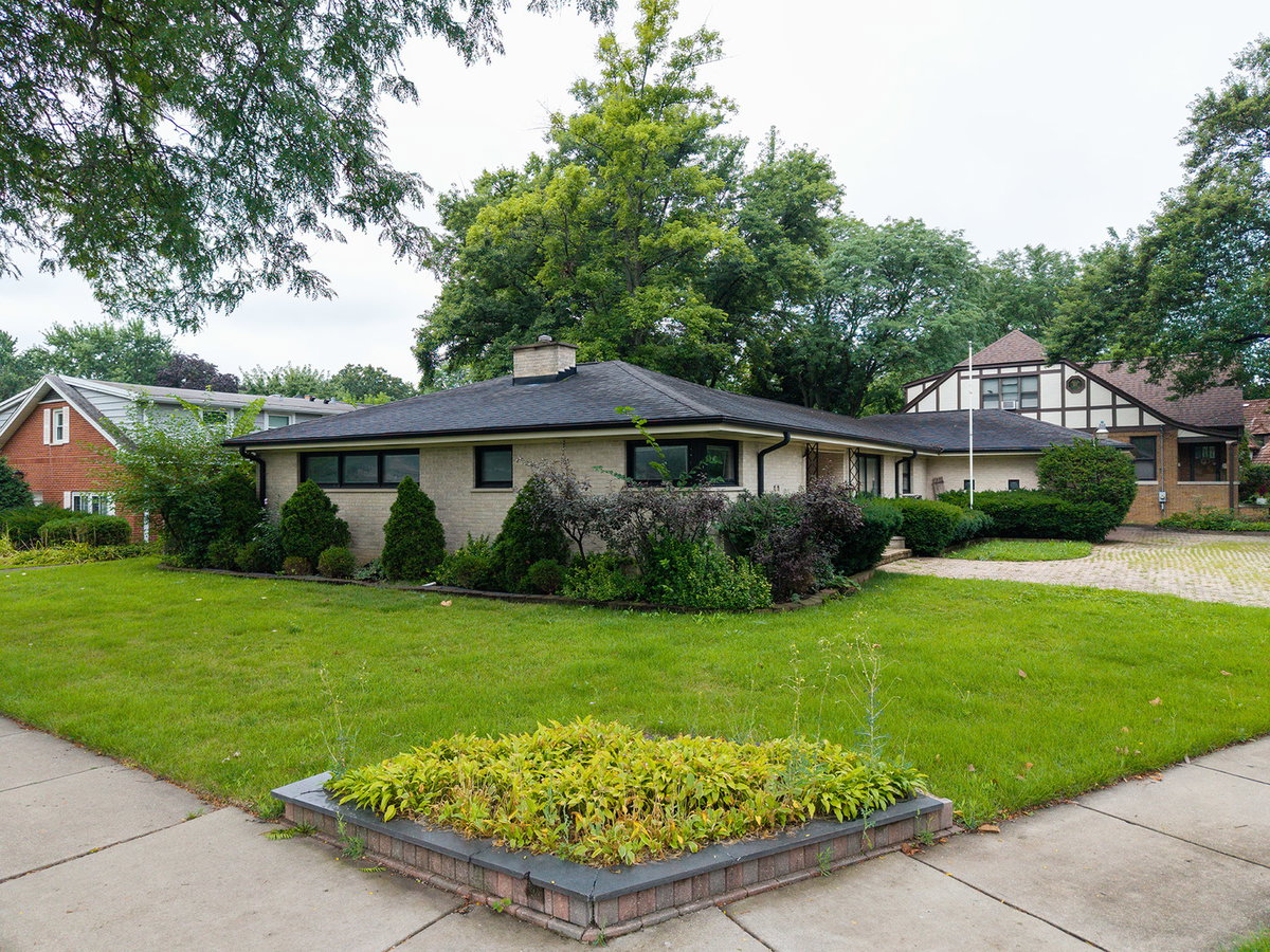 1501 W TALCOTT Road, Park Ridge, IL 60068