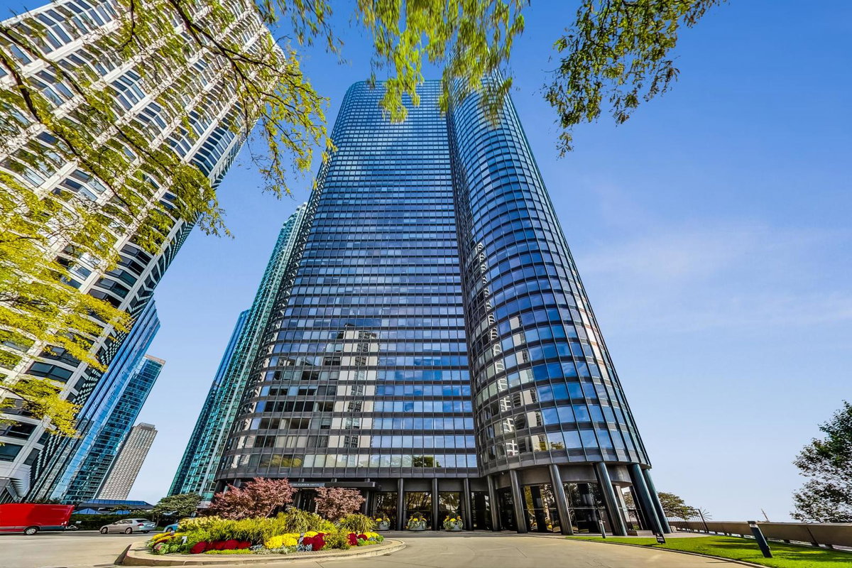 155 N Harbor Drive #4505