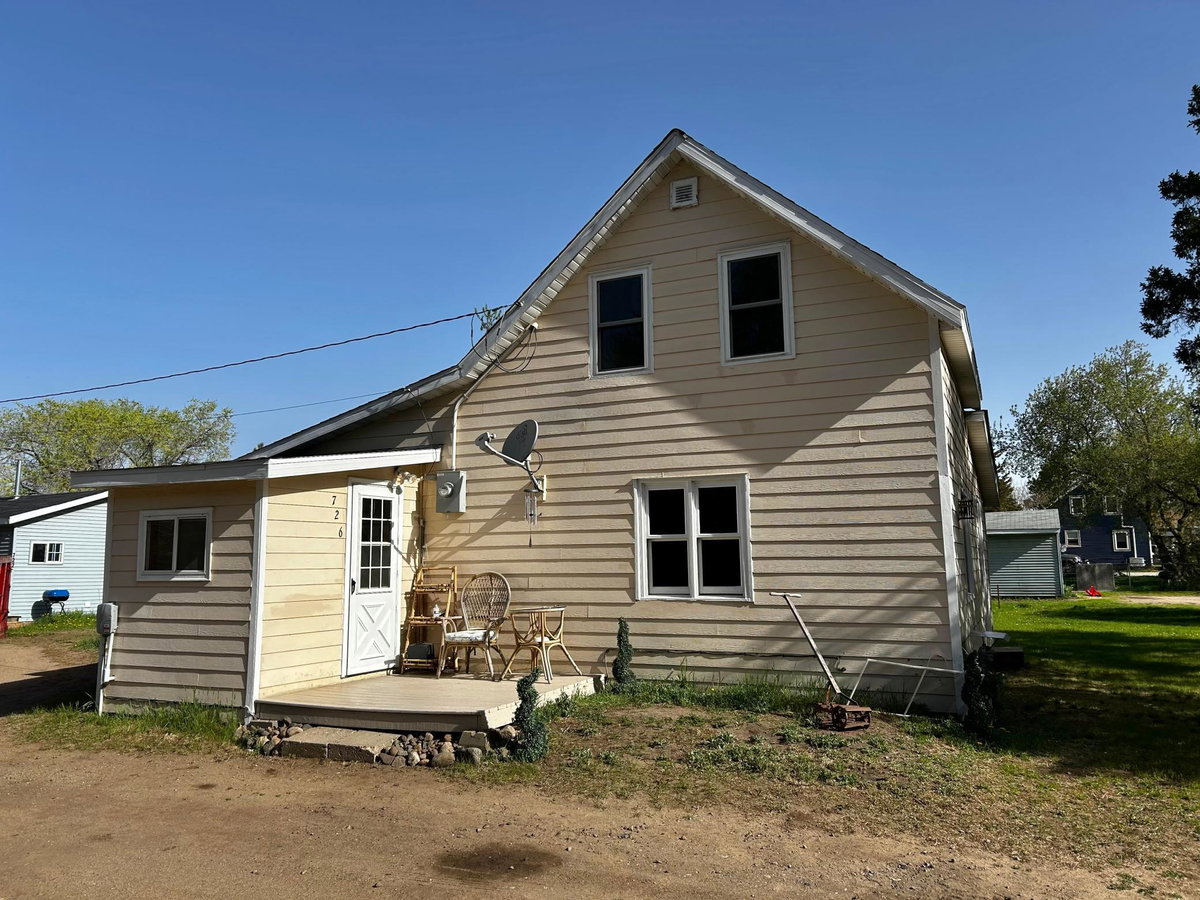 726 E 2nd Street, Pillager, MN 56473