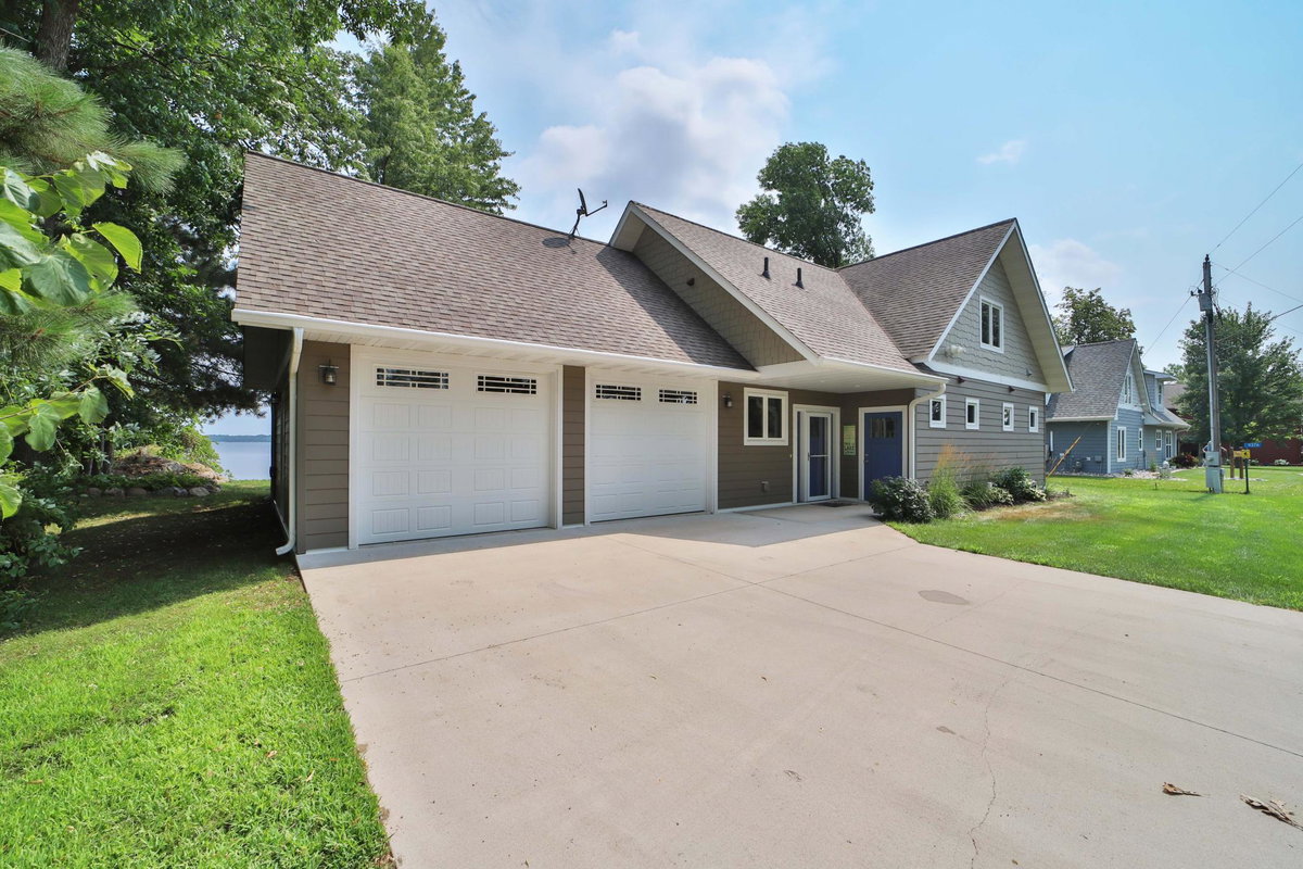 9362 Dorothy Avenue, Brainerd, MN 56401