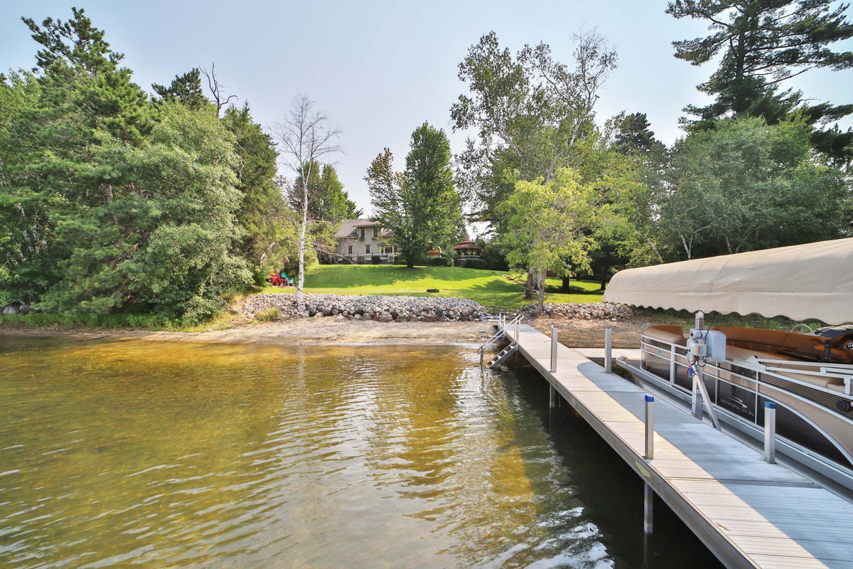 1635 & 1627 E Ponto Lake Road NW, Backus, MN 56435