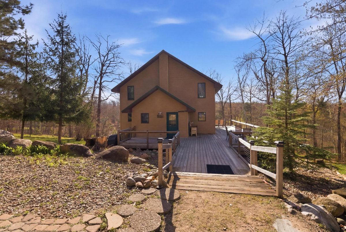 40372 Little Pine River Road, Emily, MN 56447