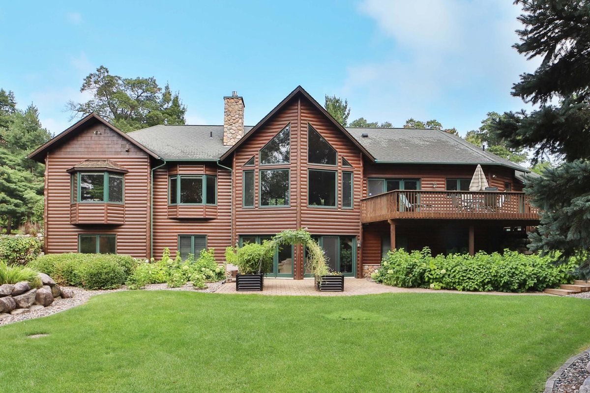11212 Leewood Lane, East Gull Lake, MN 56401