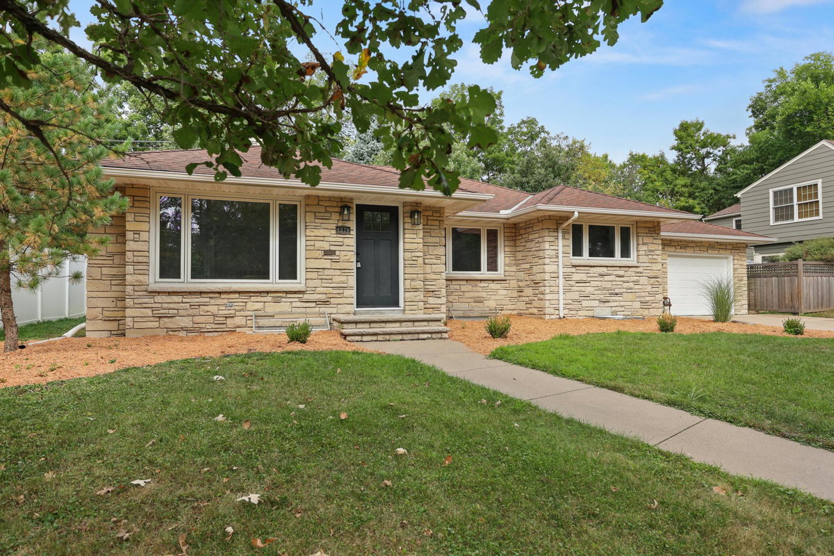 4370 Mackey Avenue S, Saint Louis Park, MN 55424