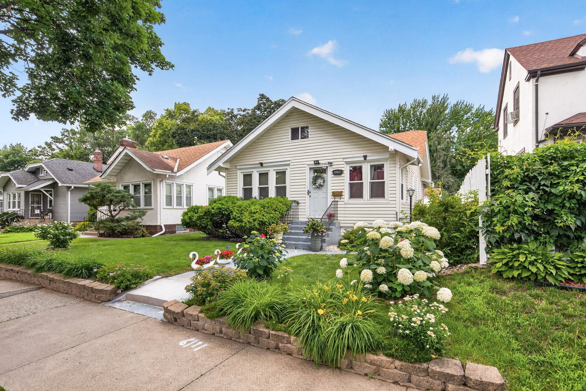 4224 Stevens Avenue, Minneapolis, MN 55409