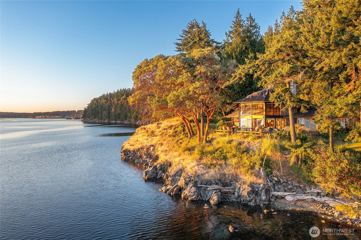 Undisclosed, Orcas Island, WA 98245