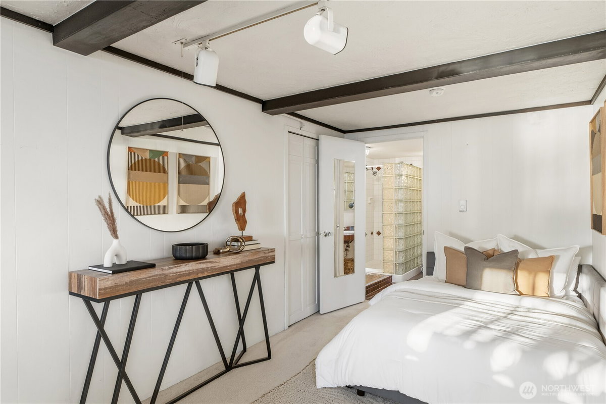 No Property Photos