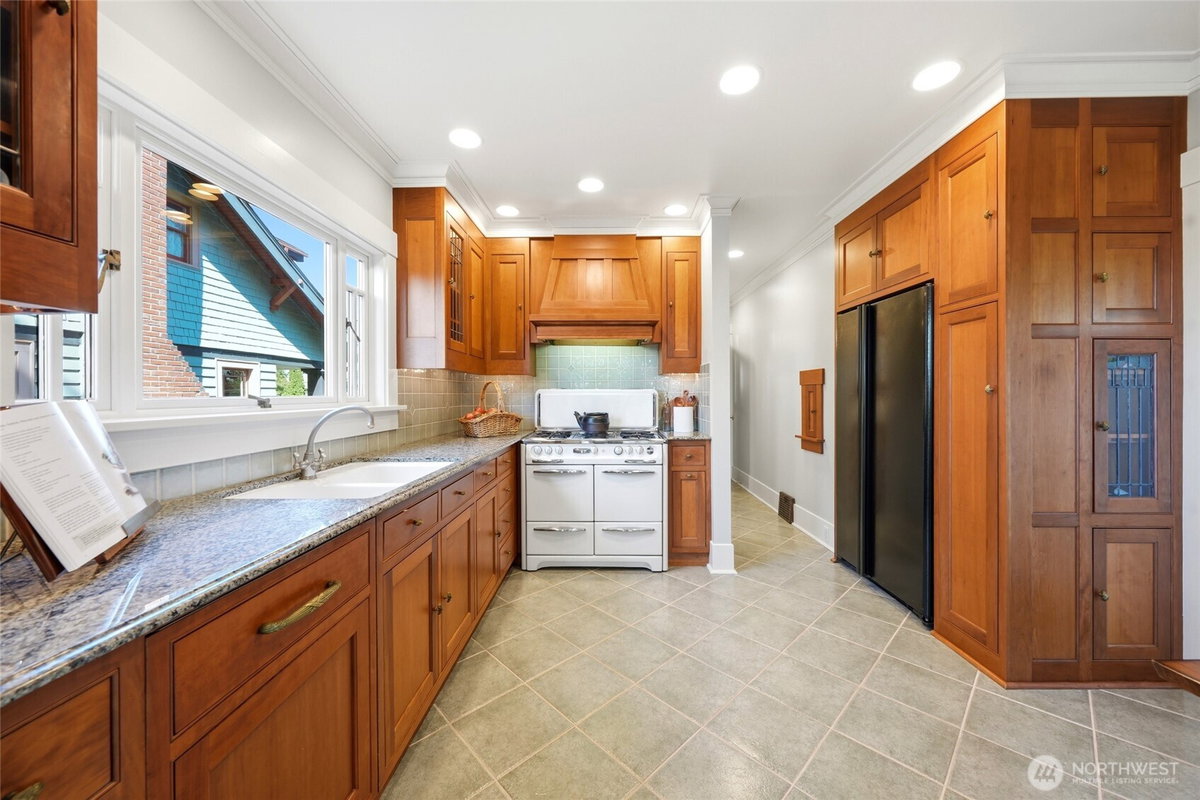 No Property Photos