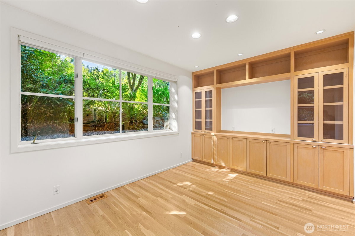 No Property Photos