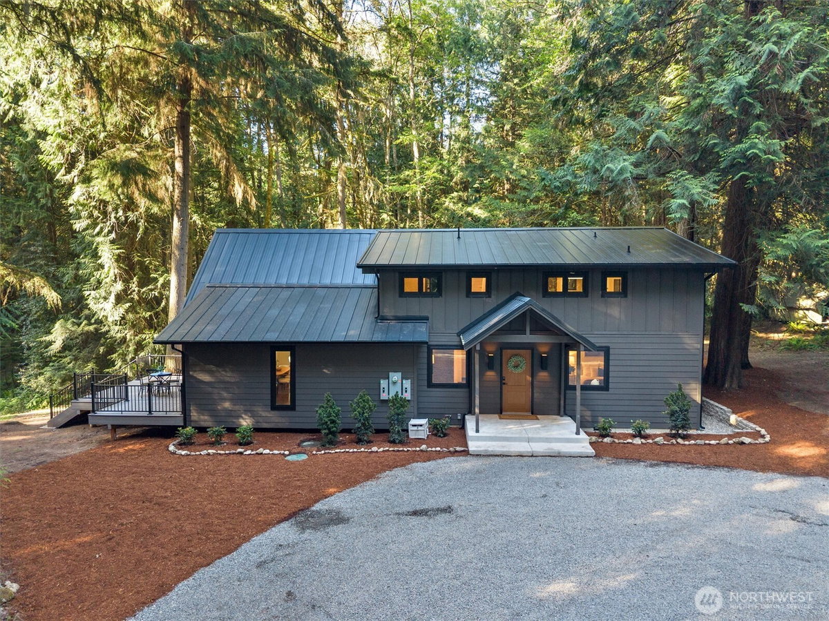 7400 41st Ave SW