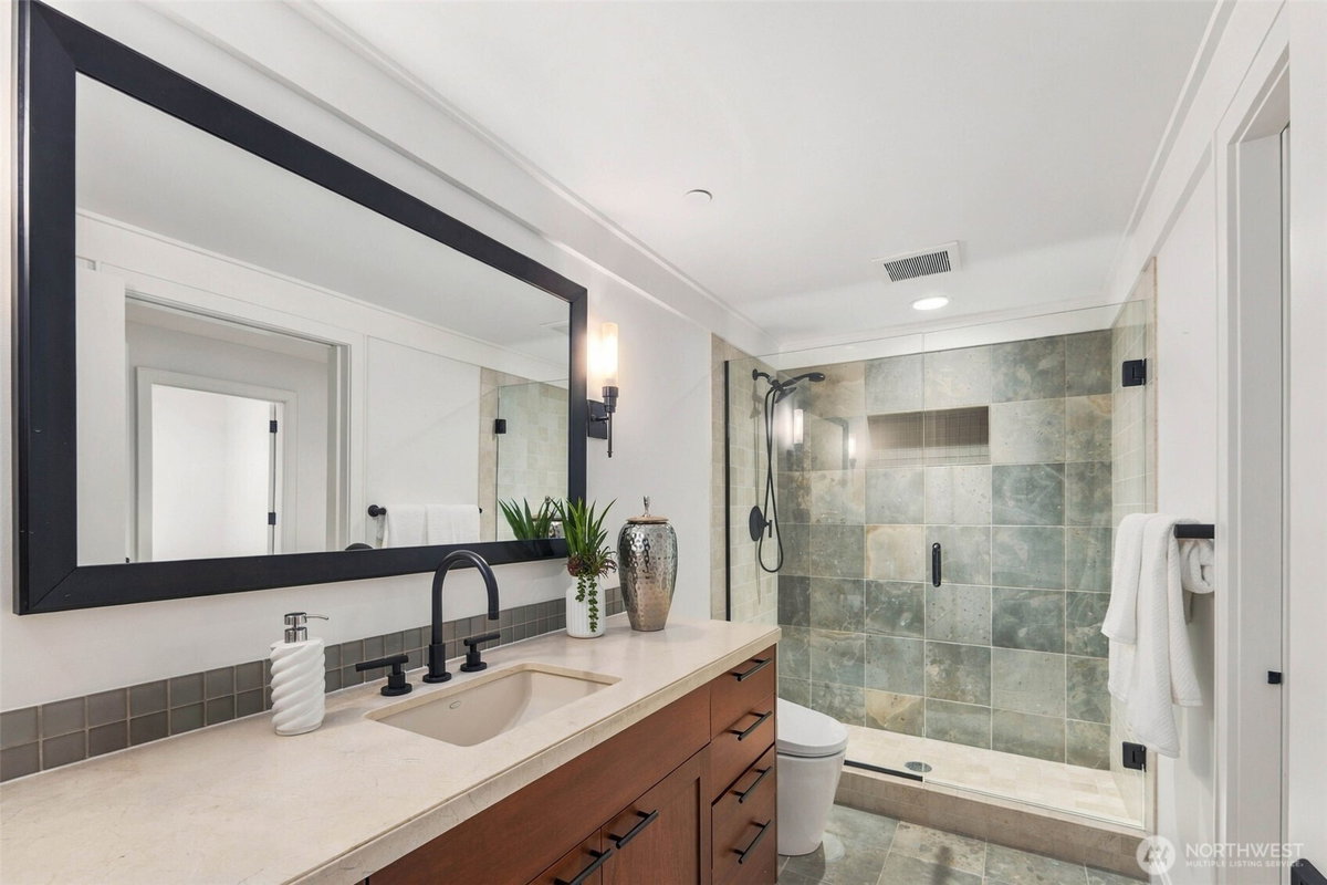 No Property Photos