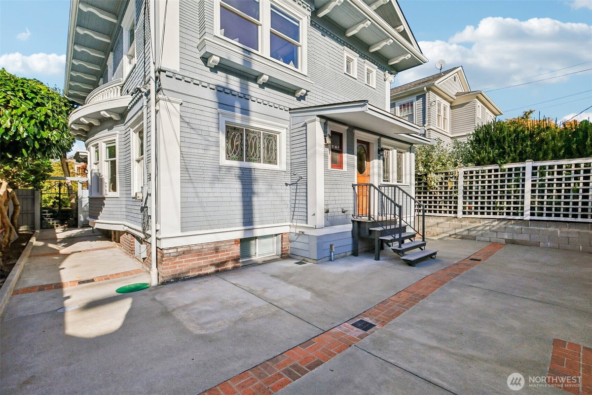No Property Photos