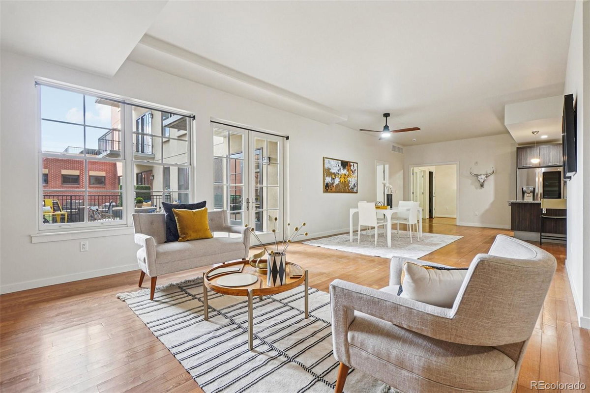 410 Acoma Street #206